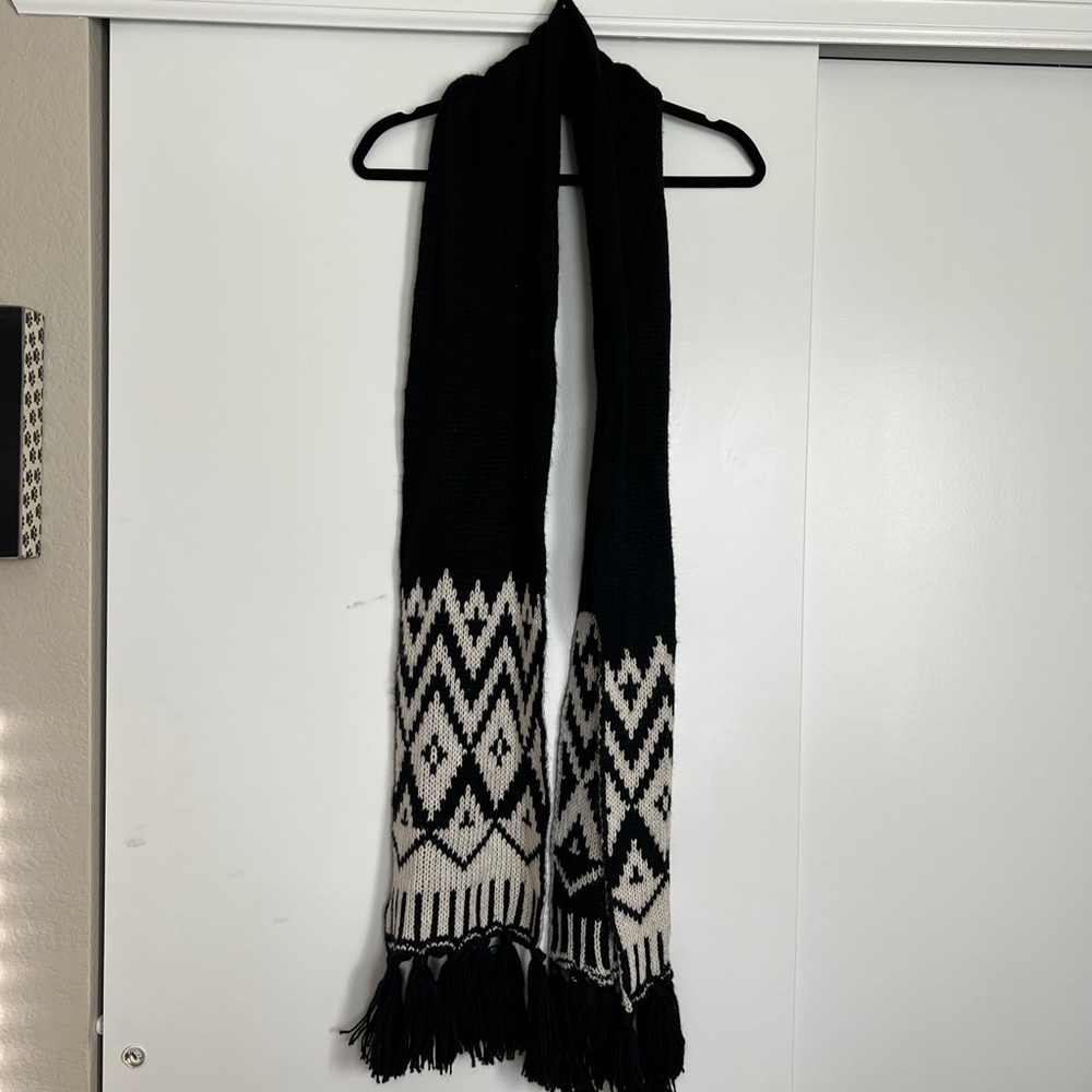 Knitted Scarf